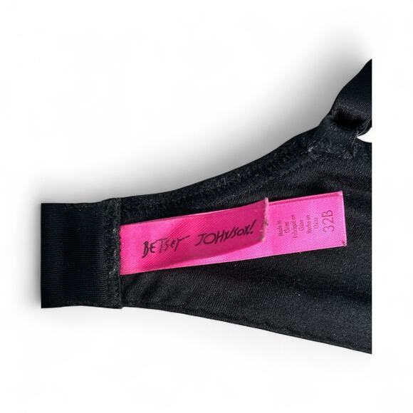 Betsey Johnson Padded Underwire Adjustable Clasp Back Bra in Black size 32B - Picture 5 of 6